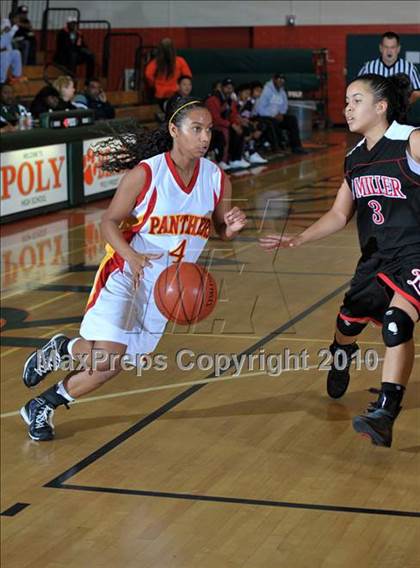 Thumbnail 2 in Corona vs. Miller (Lady Bears Holiday Classic) photogallery.