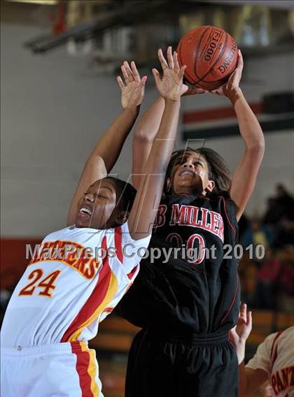 Thumbnail 2 in Corona vs. Miller (Lady Bears Holiday Classic) photogallery.