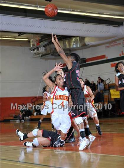 Thumbnail 3 in Corona vs. Miller (Lady Bears Holiday Classic) photogallery.