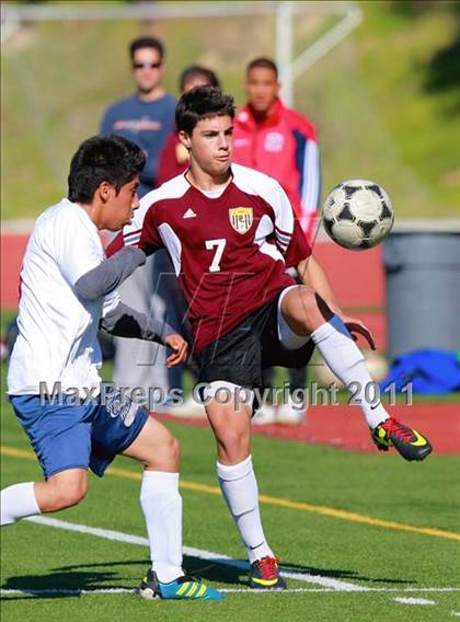 Thumbnail 2 in Point Loma vs. Hoover (San Diego City Tournament) photogallery.