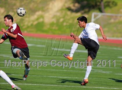 Thumbnail 3 in Point Loma vs. Hoover (San Diego City Tournament) photogallery.