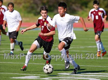 Thumbnail 1 in Point Loma vs. Hoover (San Diego City Tournament) photogallery.