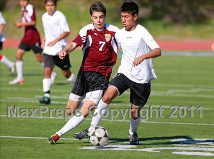 Thumbnail 2 in Point Loma vs. Hoover (San Diego City Tournament) photogallery.