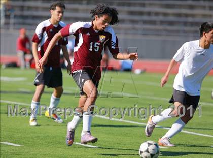 Thumbnail 1 in Point Loma vs. Hoover (San Diego City Tournament) photogallery.