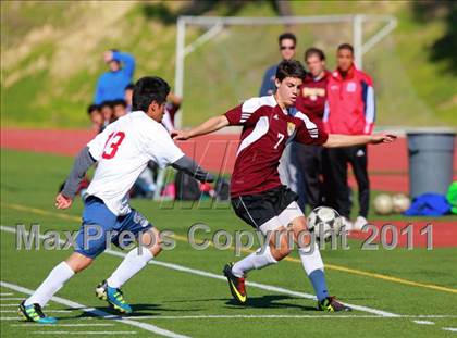 Thumbnail 1 in Point Loma vs. Hoover (San Diego City Tournament) photogallery.