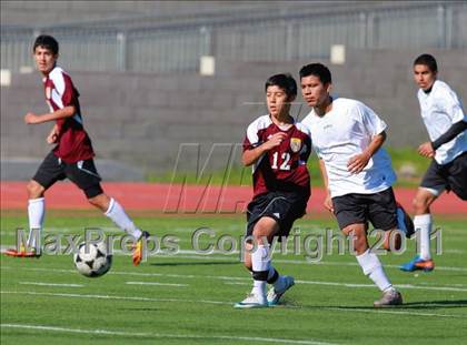 Thumbnail 1 in Point Loma vs. Hoover (San Diego City Tournament) photogallery.