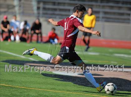 Thumbnail 1 in Point Loma vs. Hoover (San Diego City Tournament) photogallery.