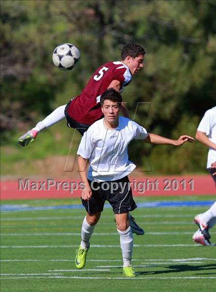 Thumbnail 2 in Point Loma vs. Hoover (San Diego City Tournament) photogallery.
