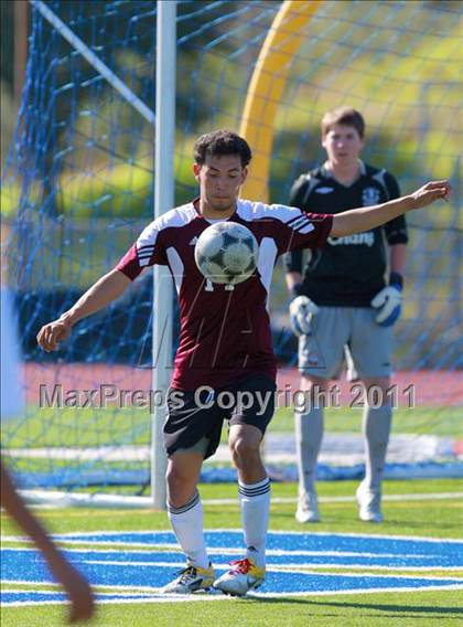 Thumbnail 3 in Point Loma vs. Hoover (San Diego City Tournament) photogallery.