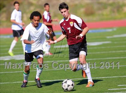 Thumbnail 1 in Point Loma vs. Hoover (San Diego City Tournament) photogallery.