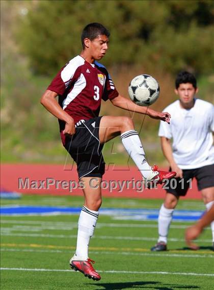 Thumbnail 1 in Point Loma vs. Hoover (San Diego City Tournament) photogallery.