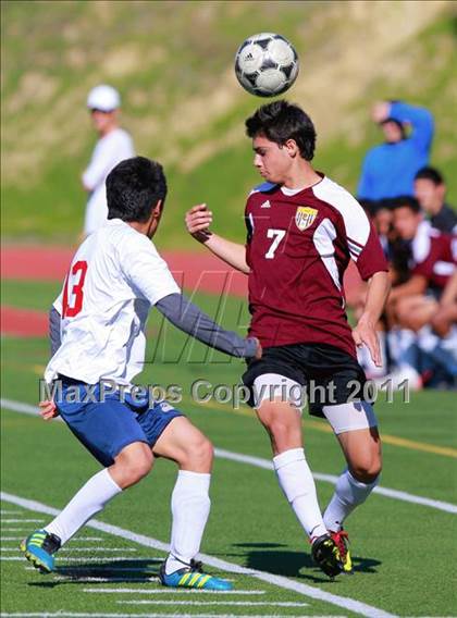 Thumbnail 3 in Point Loma vs. Hoover (San Diego City Tournament) photogallery.