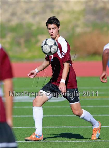 Thumbnail 3 in Point Loma vs. Hoover (San Diego City Tournament) photogallery.