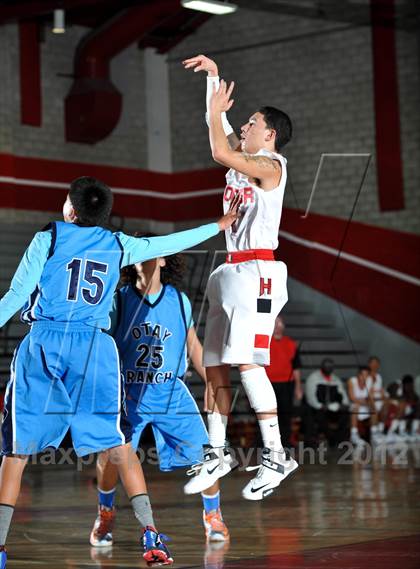 Thumbnail 3 in Hoover vs. Otay Ranch (Xtreme Glass Invitational) photogallery.