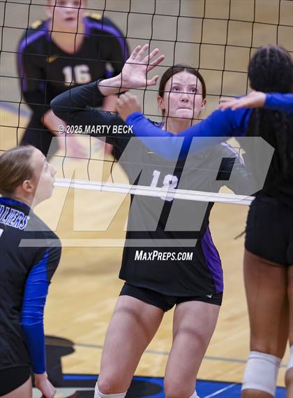 Thumbnail 2 in Hickman @ Capital City photogallery.