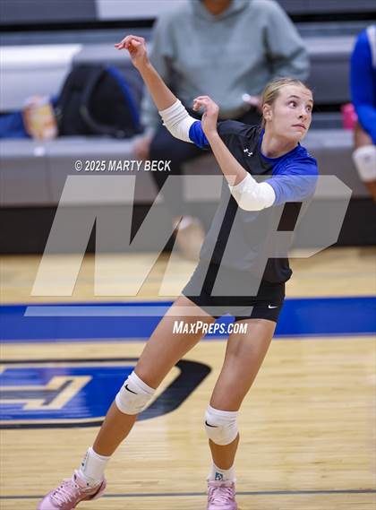 Thumbnail 1 in Hickman @ Capital City photogallery.