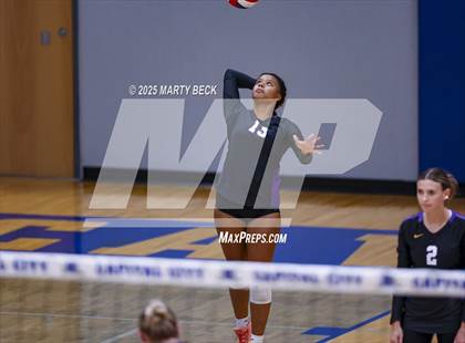 Thumbnail 2 in Hickman @ Capital City photogallery.