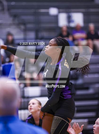 Thumbnail 2 in Hickman @ Capital City photogallery.