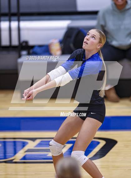 Thumbnail 1 in Hickman @ Capital City photogallery.