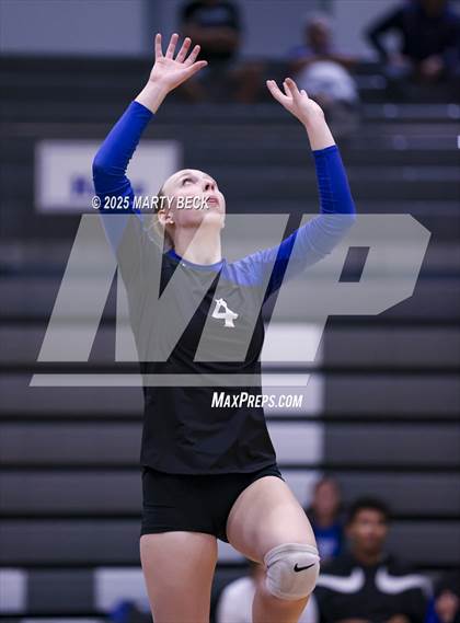 Thumbnail 1 in Hickman @ Capital City photogallery.