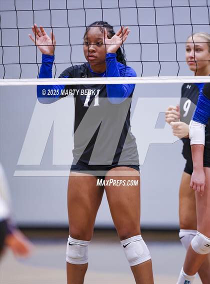 Thumbnail 1 in Hickman @ Capital City photogallery.