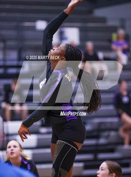 Thumbnail 2 in Hickman @ Capital City photogallery.