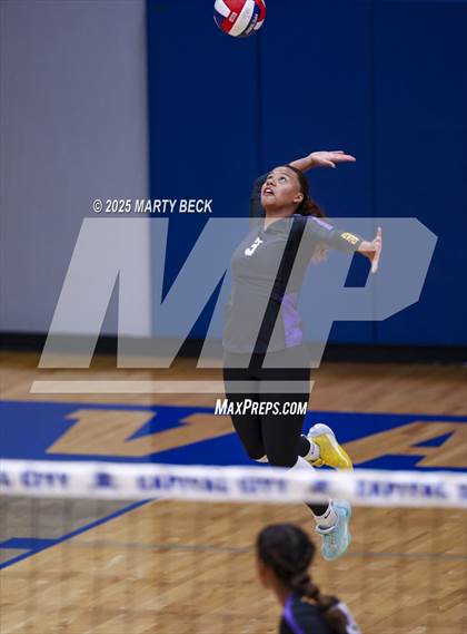 Thumbnail 1 in Hickman @ Capital City photogallery.