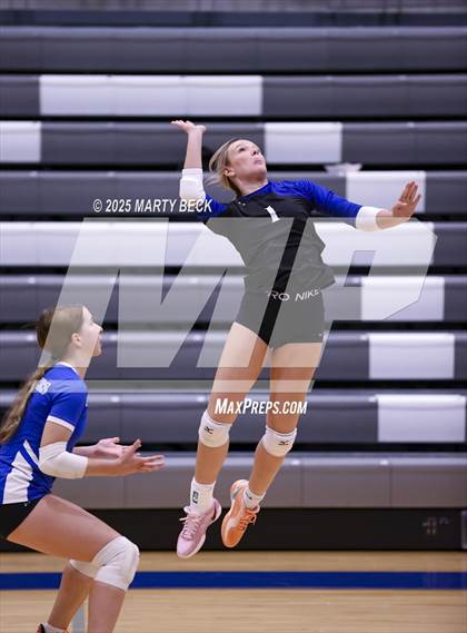 Thumbnail 1 in Hickman @ Capital City photogallery.