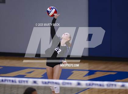 Thumbnail 3 in Hickman @ Capital City photogallery.