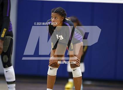 Thumbnail 1 in Hickman @ Capital City photogallery.