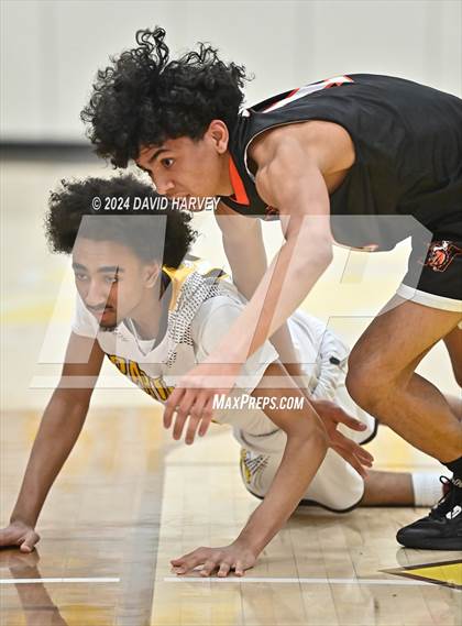 Thumbnail 3 in Denver West vs Thomas Jefferson photogallery.