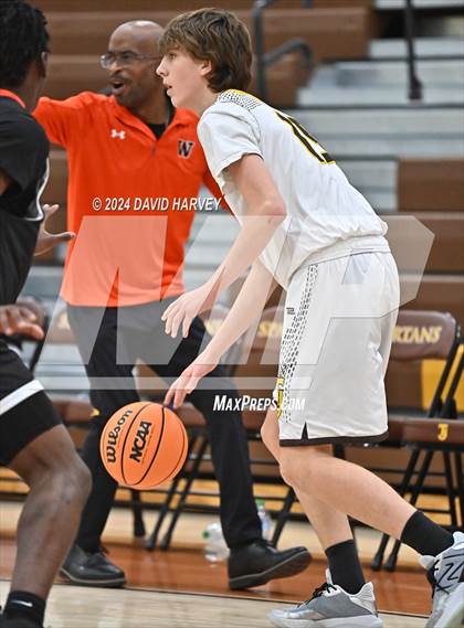 Thumbnail 3 in Denver West vs Thomas Jefferson photogallery.
