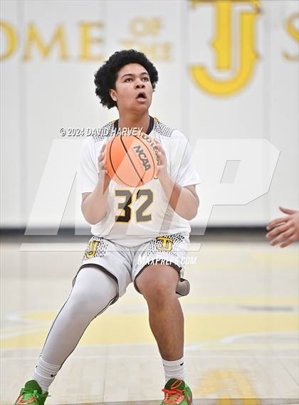 Thumbnail 1 in Denver West vs Thomas Jefferson photogallery.