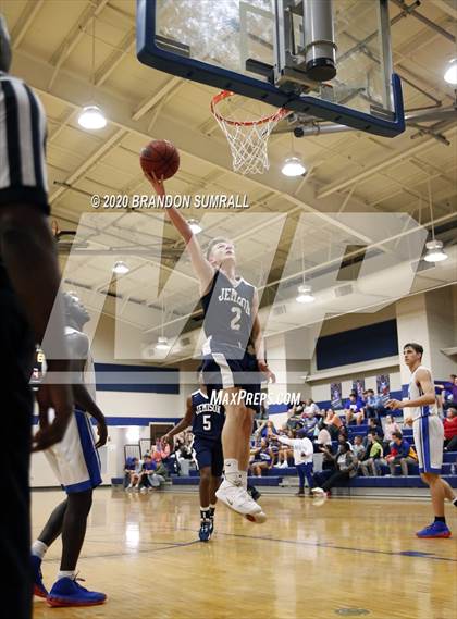 Thumbnail 3 in Jemison vs Marbury (AHSAA 5A - Region 6 Tournament) photogallery.