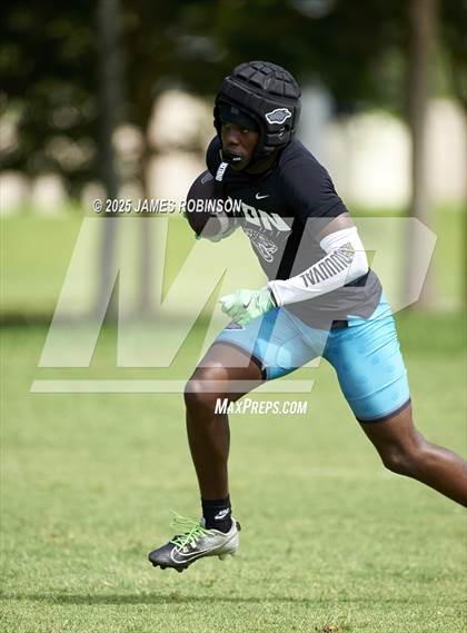 Thumbnail 2 in KIPP Bold City vs Bradford (Jaguars Prep Nike 11-On 7v7) photogallery.