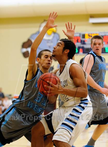 Thumbnail 2 in Pueblo West @ Valor Christian photogallery.