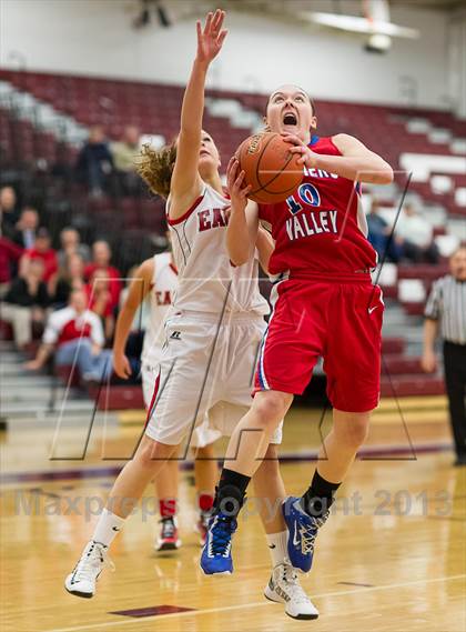 Thumbnail 1 in Cumberland Valley vs. Chartiers Valley (PIAA Class AAAA Playoff - Semifinal) photogallery.