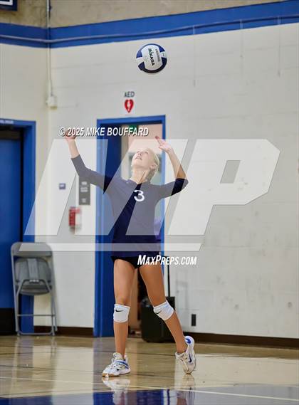 Thumbnail 3 in JV: Thacher @ Laguna Blanca photogallery.