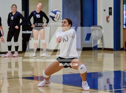 Thumbnail 1 in JV: Thacher @ Laguna Blanca photogallery.