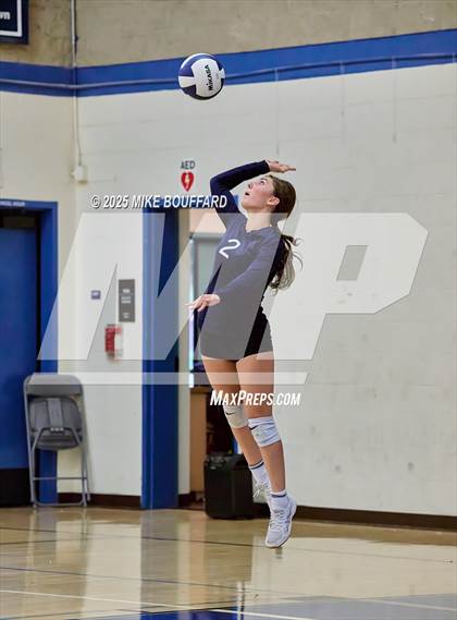 Thumbnail 2 in JV: Thacher @ Laguna Blanca photogallery.
