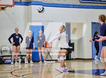 Thumbnail 3 in JV: Thacher @ Laguna Blanca photogallery.