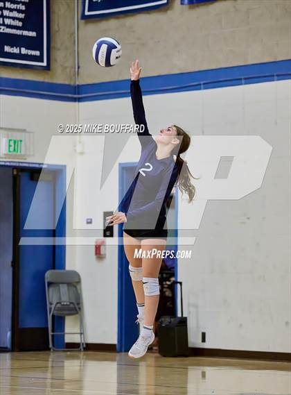Thumbnail 3 in JV: Thacher @ Laguna Blanca photogallery.