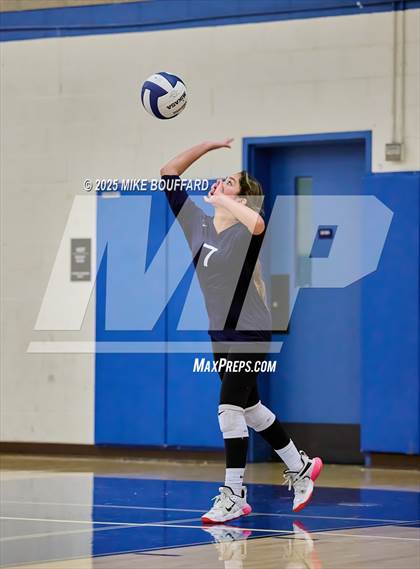 Thumbnail 2 in JV: Thacher @ Laguna Blanca photogallery.