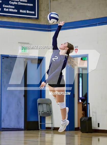 Thumbnail 3 in JV: Thacher @ Laguna Blanca photogallery.