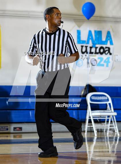 Thumbnail 3 in Northview @ Charter Oak (Senior Night) photogallery.