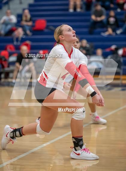 Thumbnail 2 in Imperial vs. Horizon Prep (CIF SDS D4 volleyball finals) photogallery.