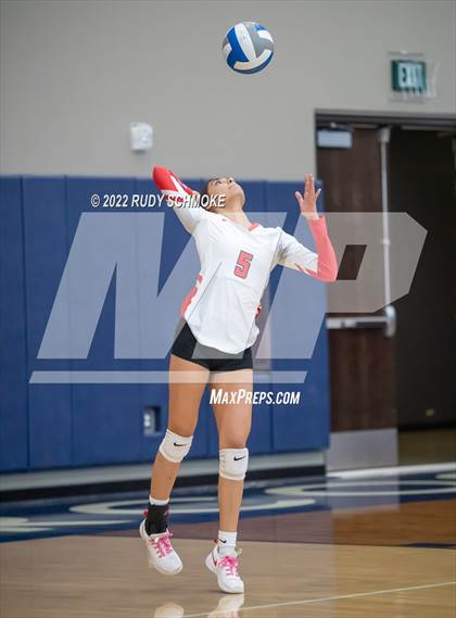 Thumbnail 3 in Imperial vs. Horizon Prep (CIF SDS D4 volleyball finals) photogallery.
