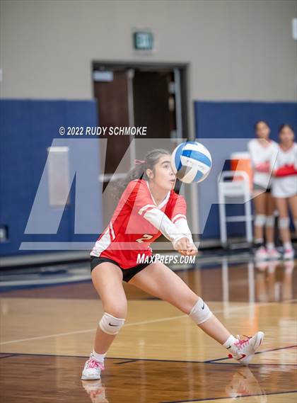 Thumbnail 1 in Imperial vs. Horizon Prep (CIF SDS D4 volleyball finals) photogallery.
