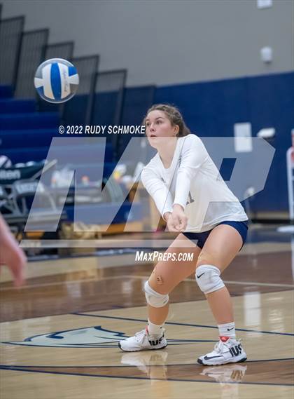 Thumbnail 3 in Imperial vs. Horizon Prep (CIF SDS D4 volleyball finals) photogallery.