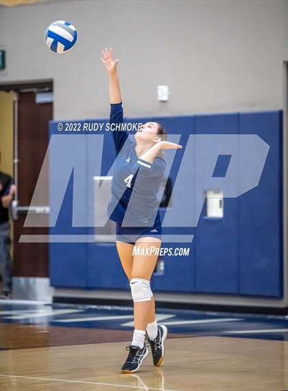 Thumbnail 3 in Imperial vs. Horizon Prep (CIF SDS D4 volleyball finals) photogallery.